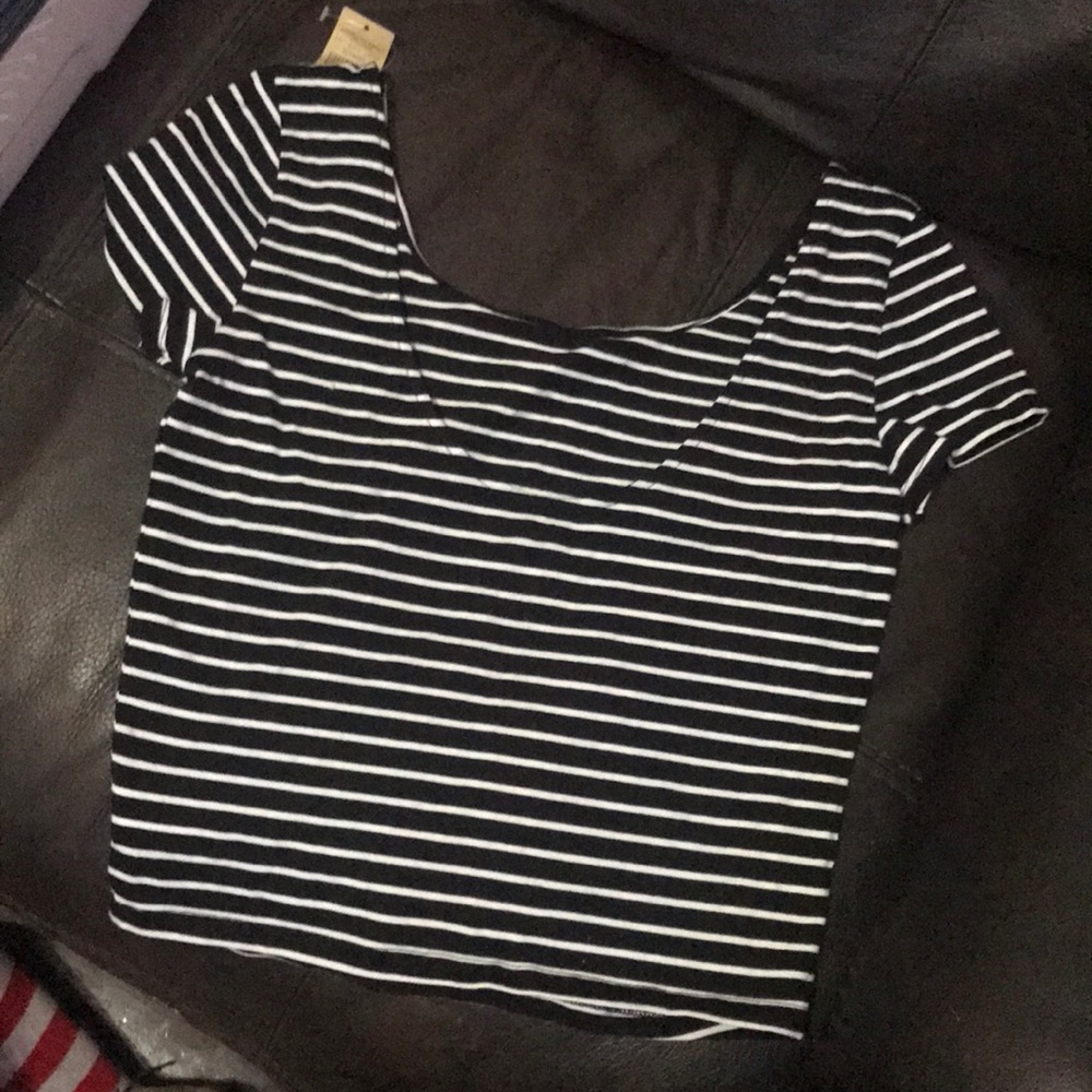 American eagle crop top
