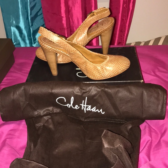 Cole Haan - Picture 3 of 3