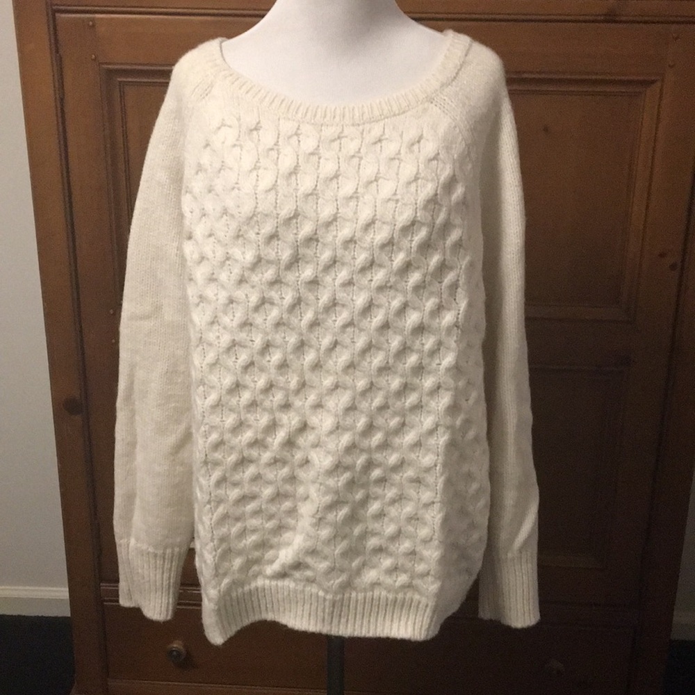 GAP sweater
