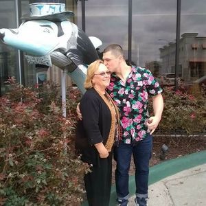 Meet your Posher, Evan