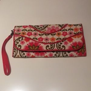 vera bradley clutch folkloric
