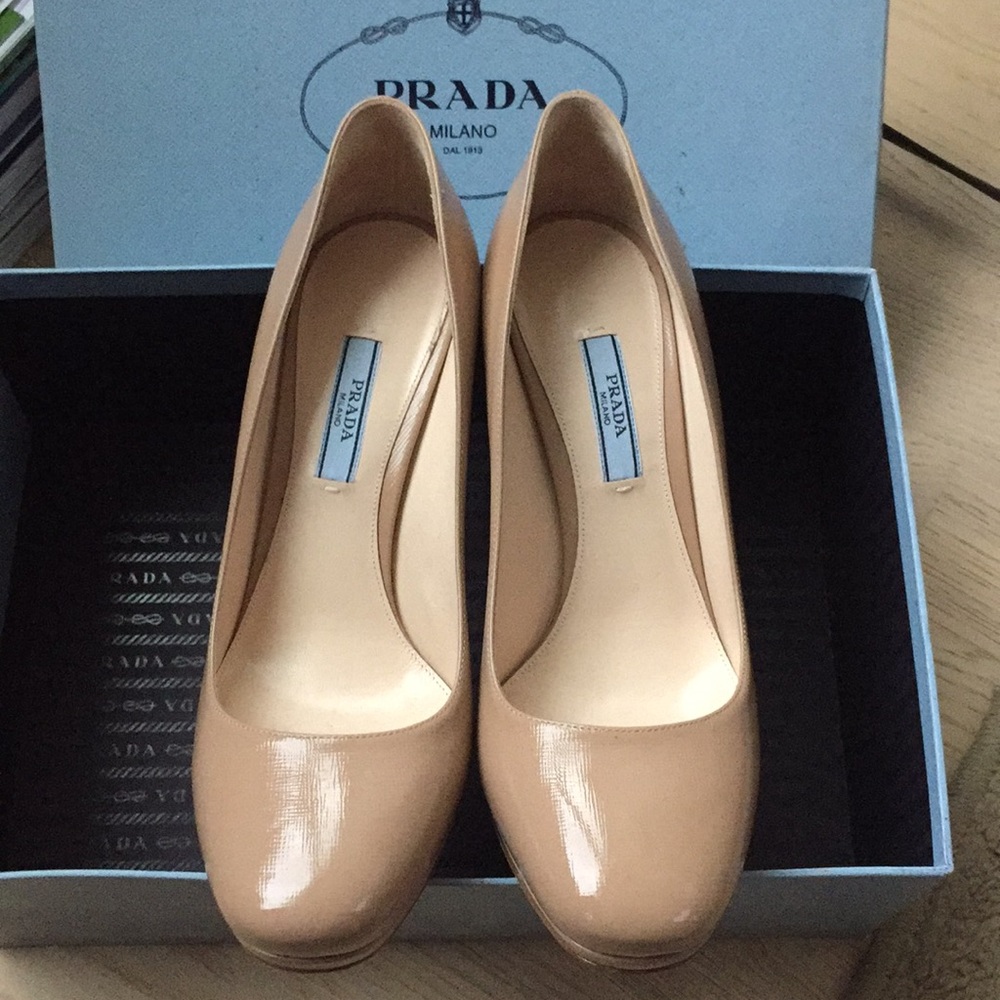 Prada saffiano leather nude heels