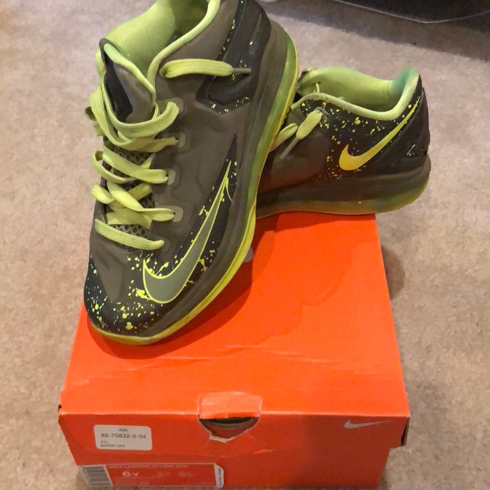 Nike Max Lebron XI Low (Swingman)
