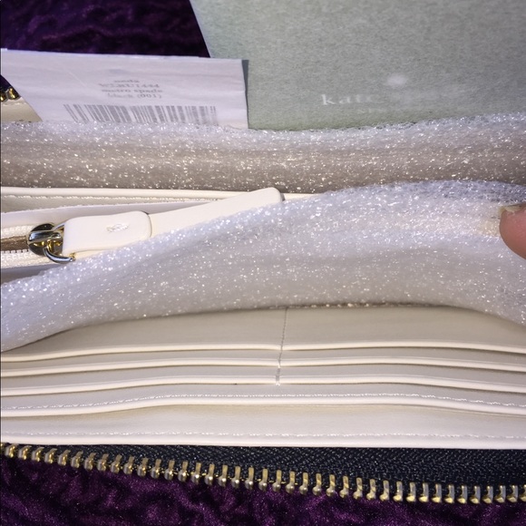 NEW Kate Spade Wallet - Picture 7 of 7