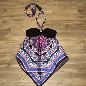 🖤 Candie’s halter top