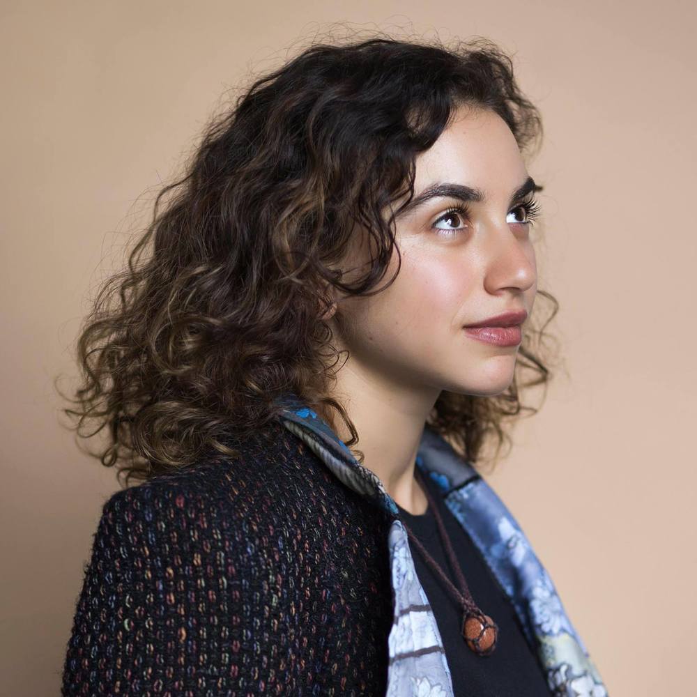 Meet your Posher, Laurie