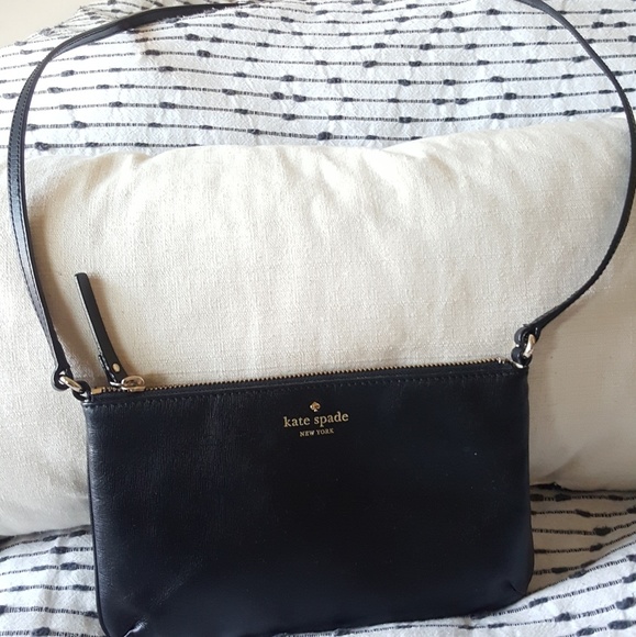 Kate Spade Crossbody - Picture 1 of 4