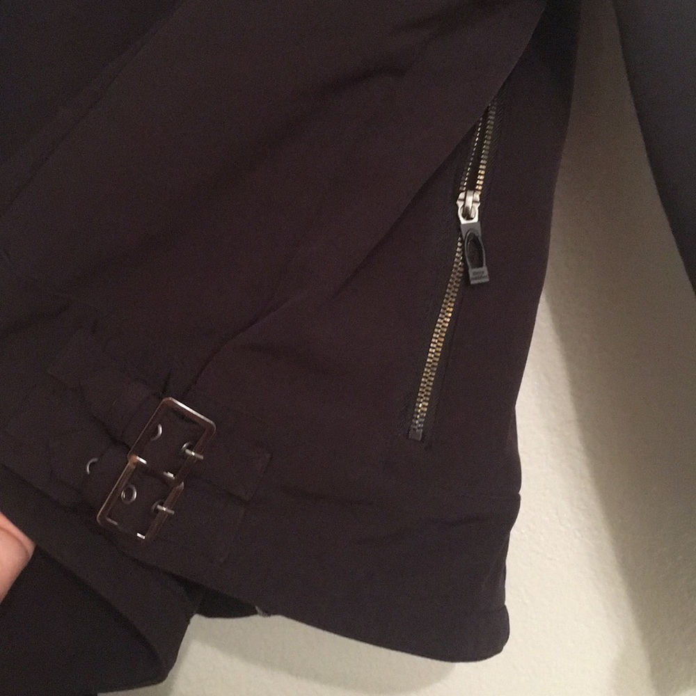 Jacket - Picture 8 of 8