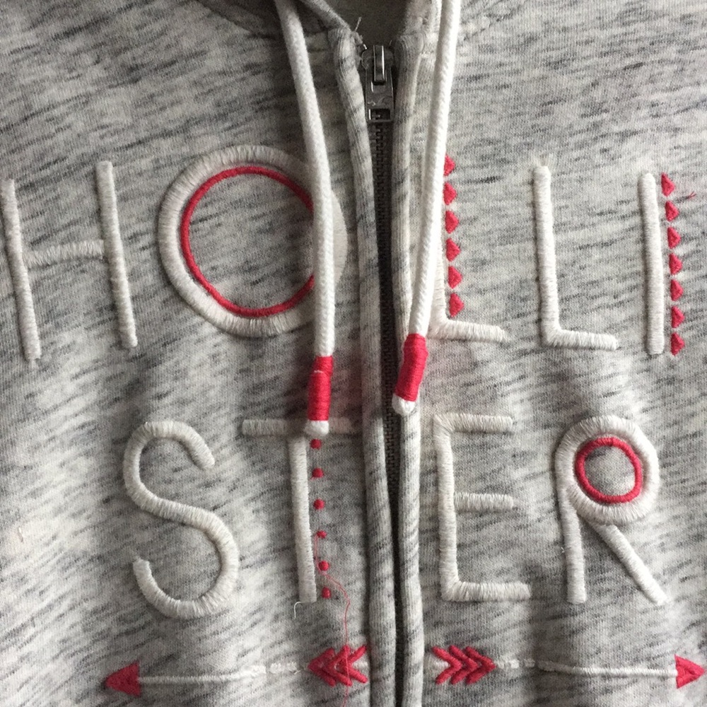 MAKE AN OFFER. Hollister zip up hoodie