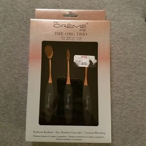 The OMG trio makeup brushes
