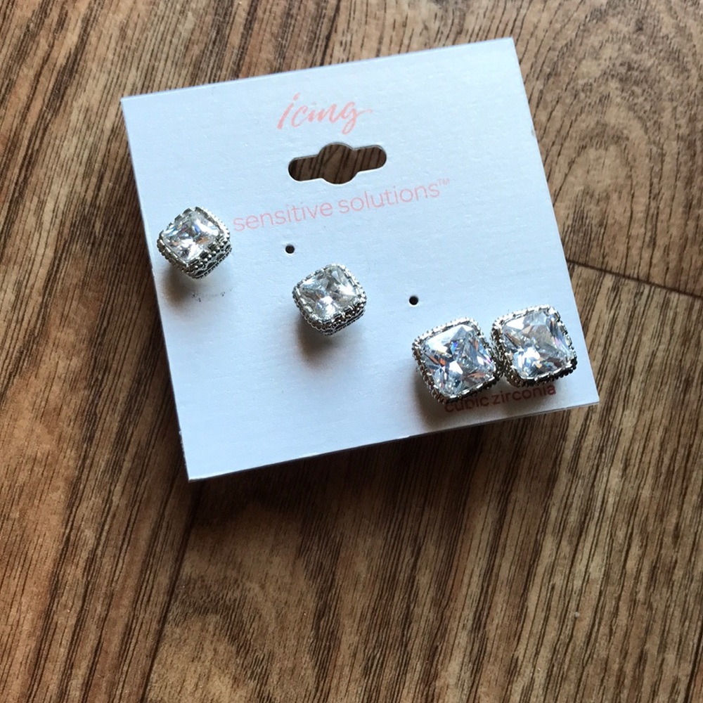 Hypoallergenic studs