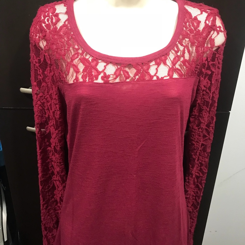 Maurice's long sleeve lace shirt