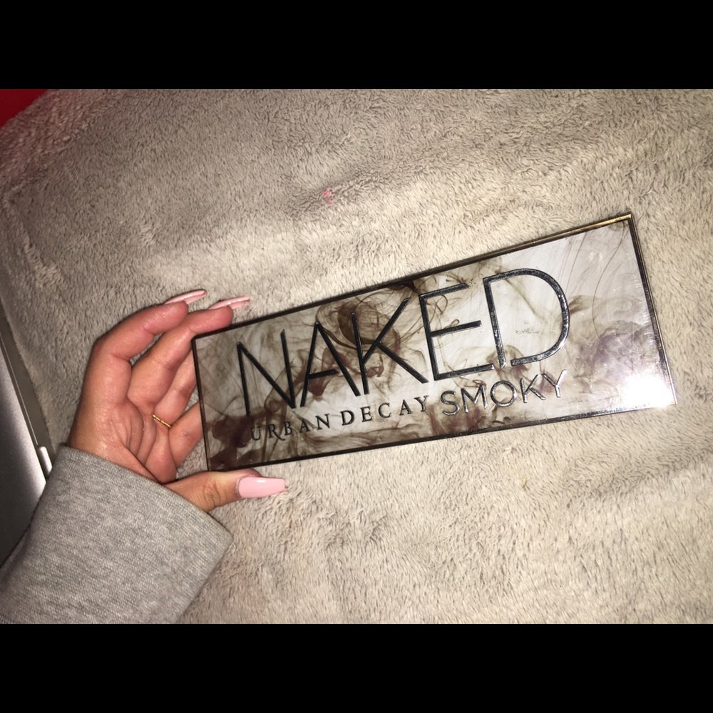 Urban decay Naked Smokey