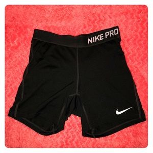 Nike Pro Black Shorts💪🏽💖