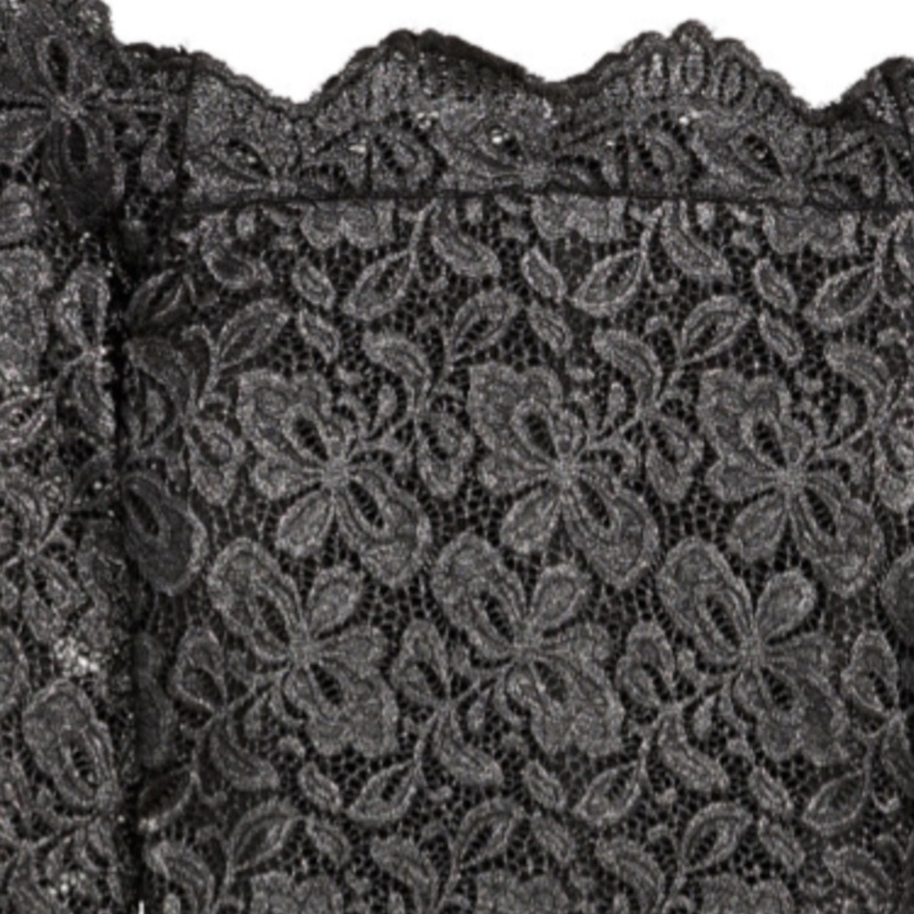 ๐๐H&M Lace Off-the-shoulder Dress - Picture 3 of 7