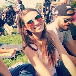 Meet your Posher, Lacey