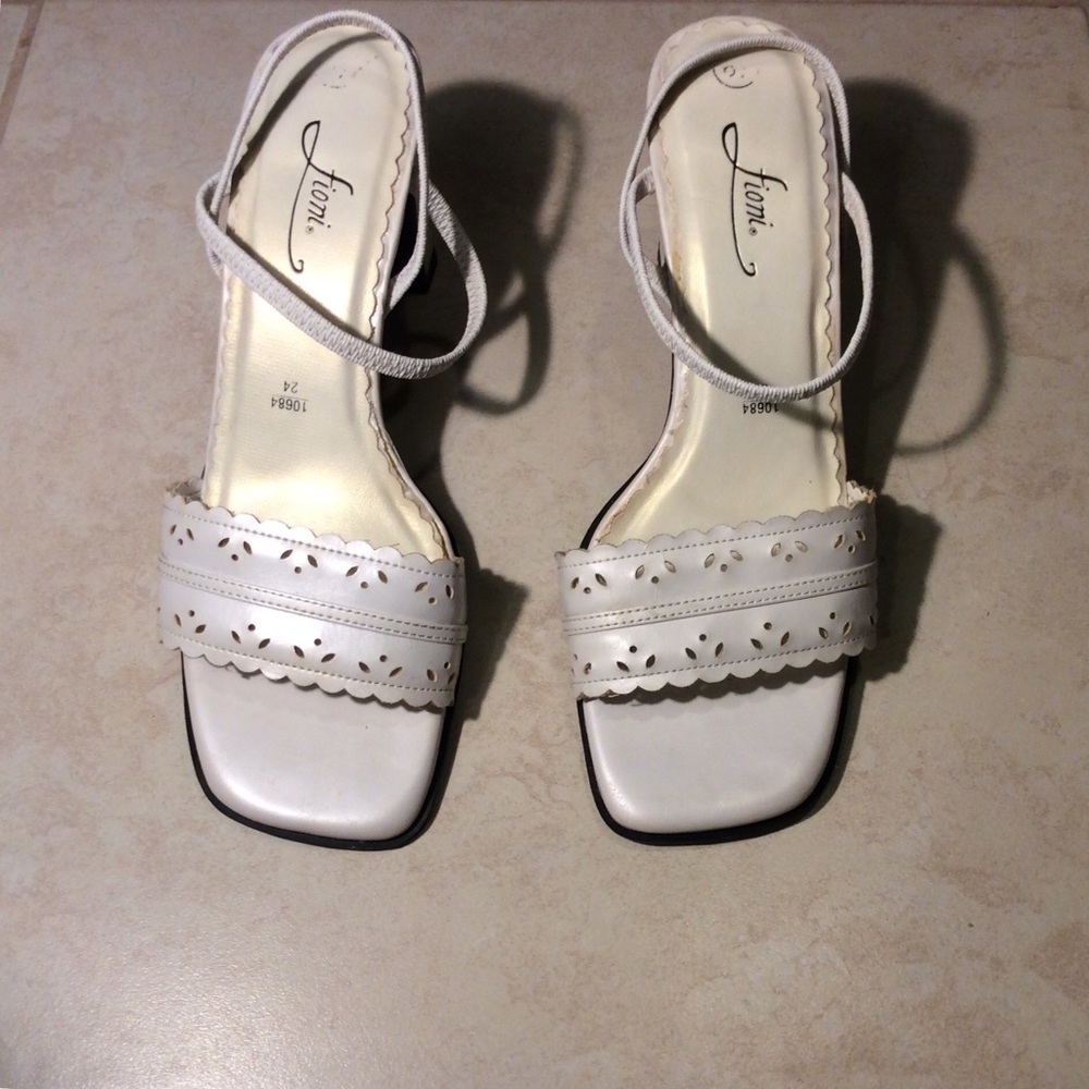 Fioni White High Heels