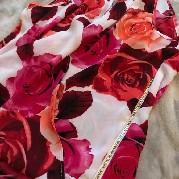 Small BEBE Beaded Floral Blouse Brand New! - Picture 4 of 6