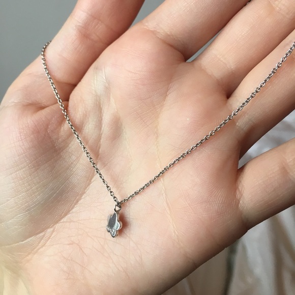 Finn jewelry by minor obsessions flower necklace - Picture 6 of 7