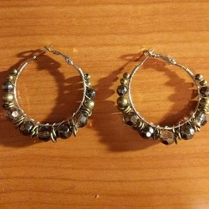 Earring *ADD ON ITEM*