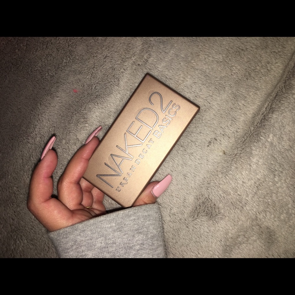 Urban decay naked basics 2