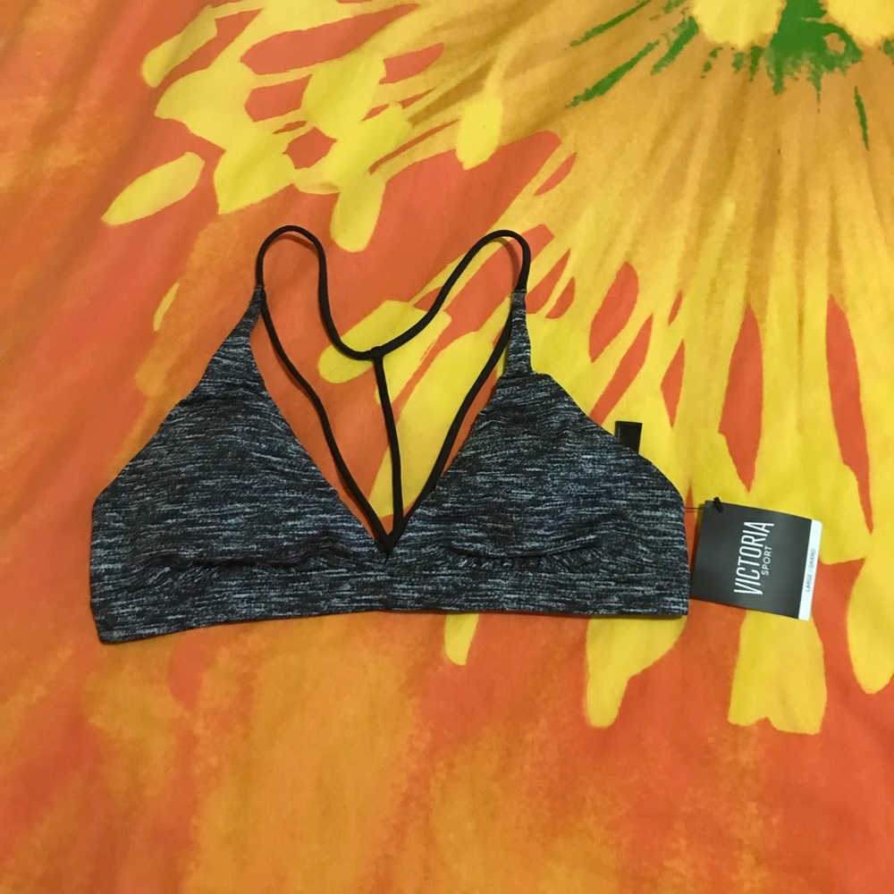 BNWT Victoria’s Secret strappy sports bra