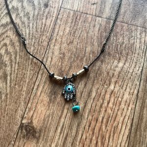 Adjustable choker necklace