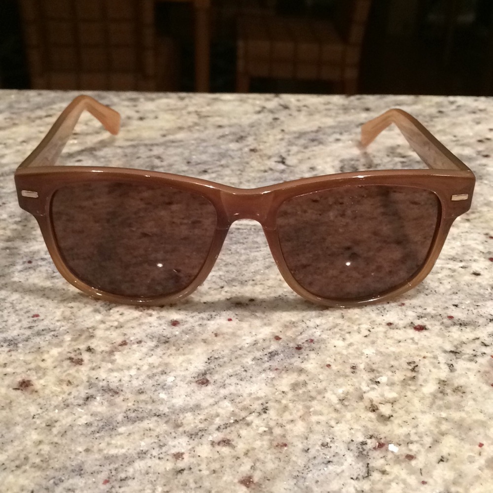 Calvin Klein R559S 216 Sunglasses