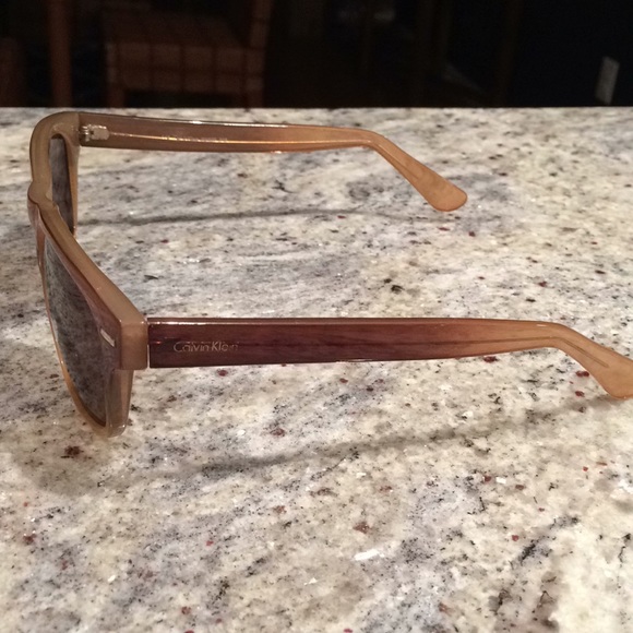 Calvin Klein R559S 216 Sunglasses main image 7
