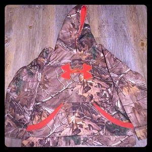 Under Armour youth XL storm hoodie camouflage