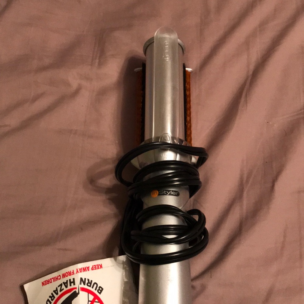 Instyler hair tool