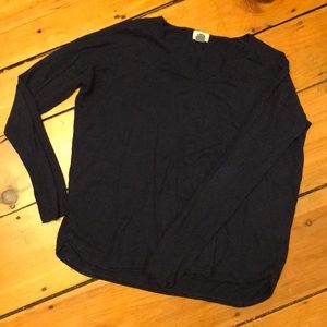 Old Navy navy blue sweater