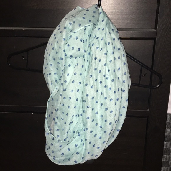 Infinity Scarf - Picture 3 of 3