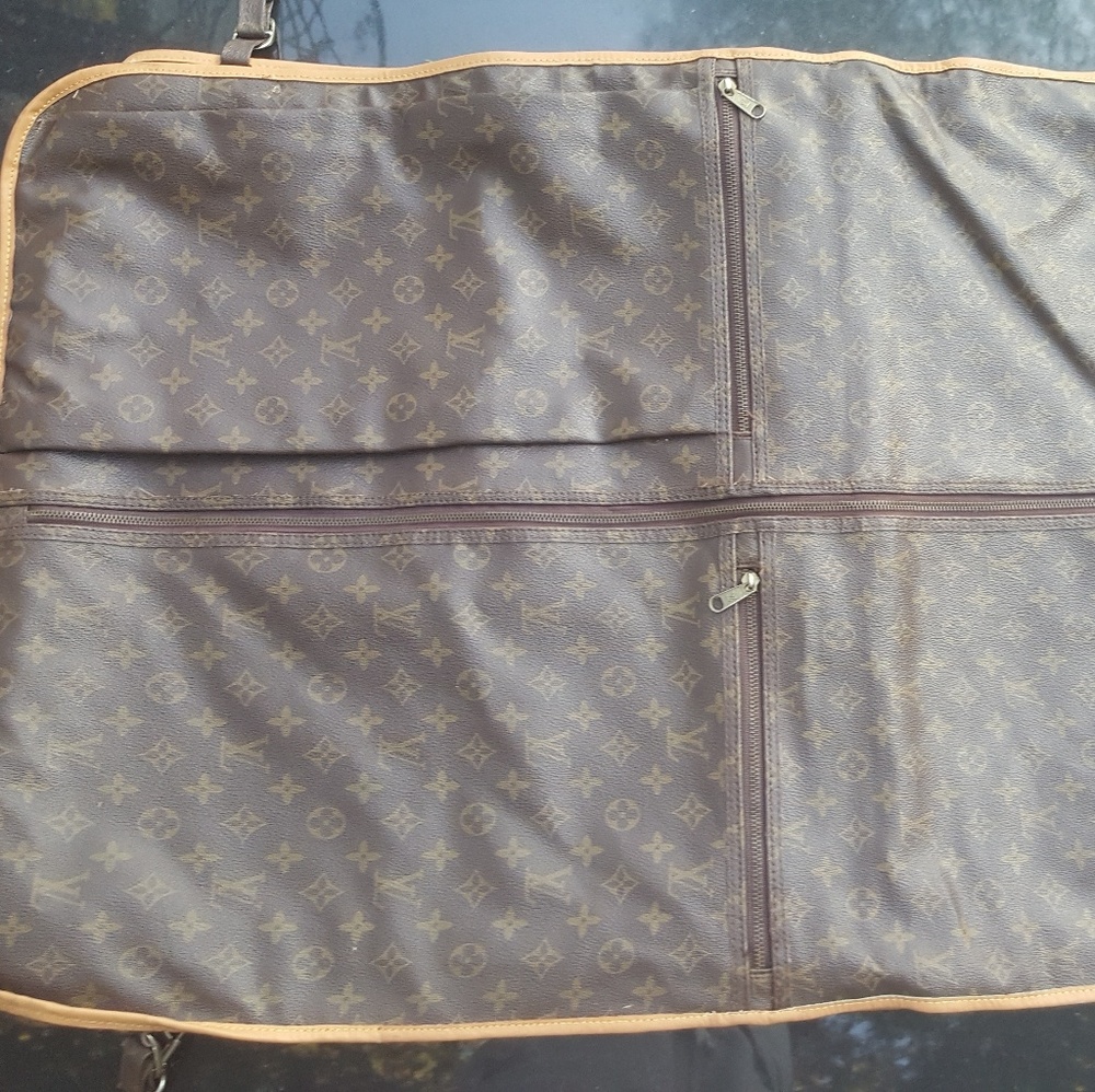 Louis vuitton suit bag - Picture 2 of 5
