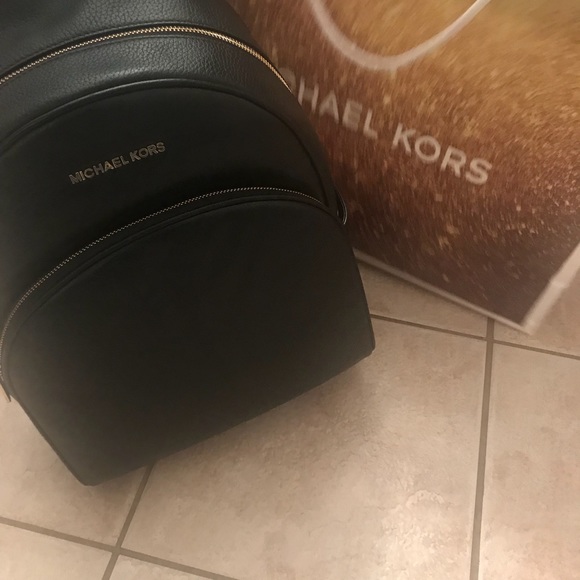 Micheal kors backpack