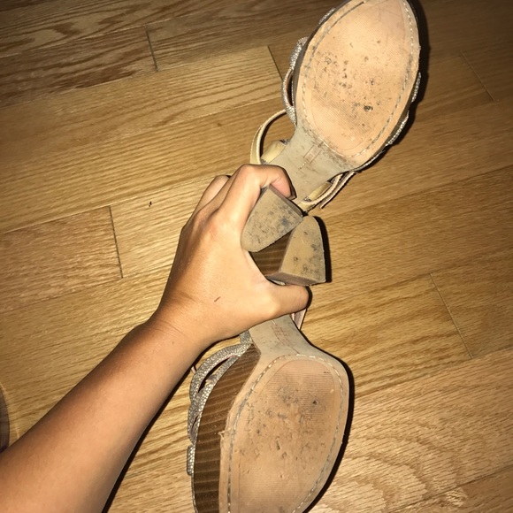 Vince Camuto Pebbled Peep-Toe - Picture 2 of 3