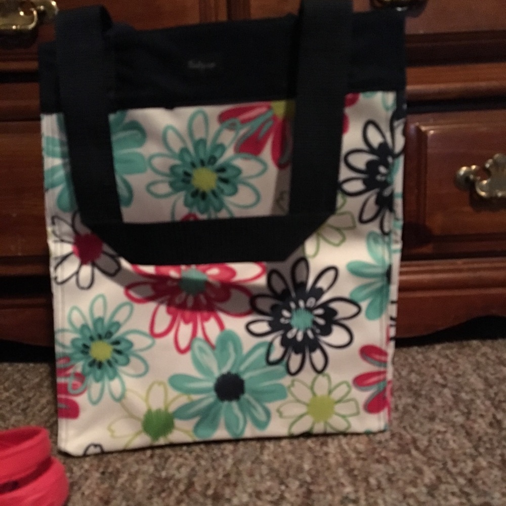 Thirty one essential storage tote