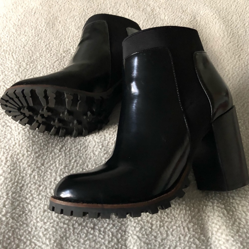 Steve Madden booties, Black,  Size 6