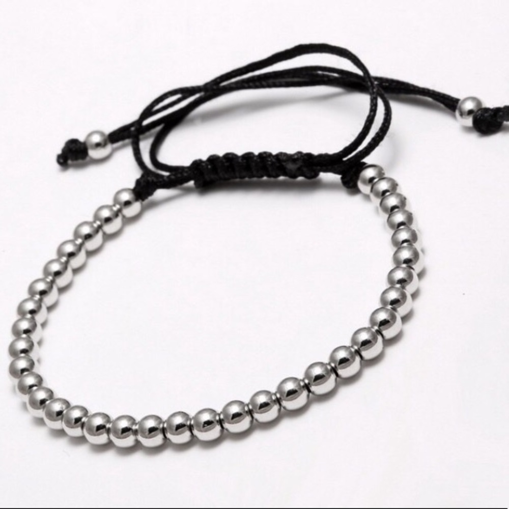 🆕 Silver bead slide bracelet.