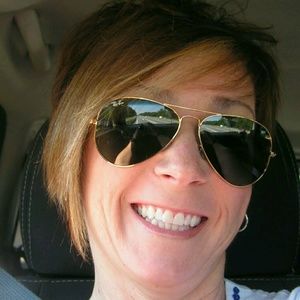 Meet your Posher, Carol