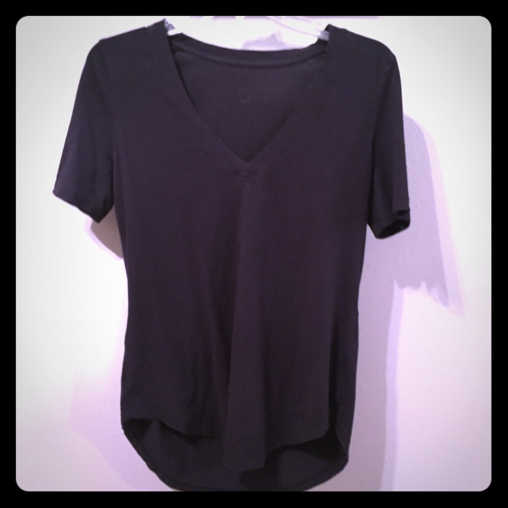 Lululemon- Classic Black V Neck - Short Sleeve