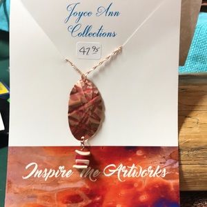 Coral seaside beauty necklace