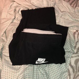 Girls Nike leggings