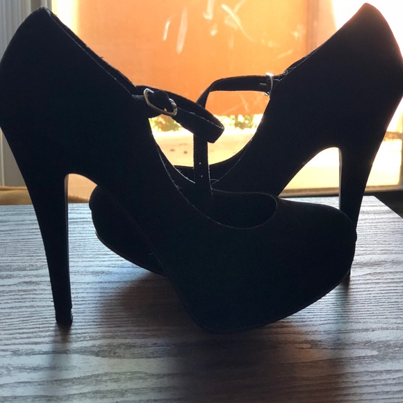 Black Suede Buckled Heels - Picture 1 of 2