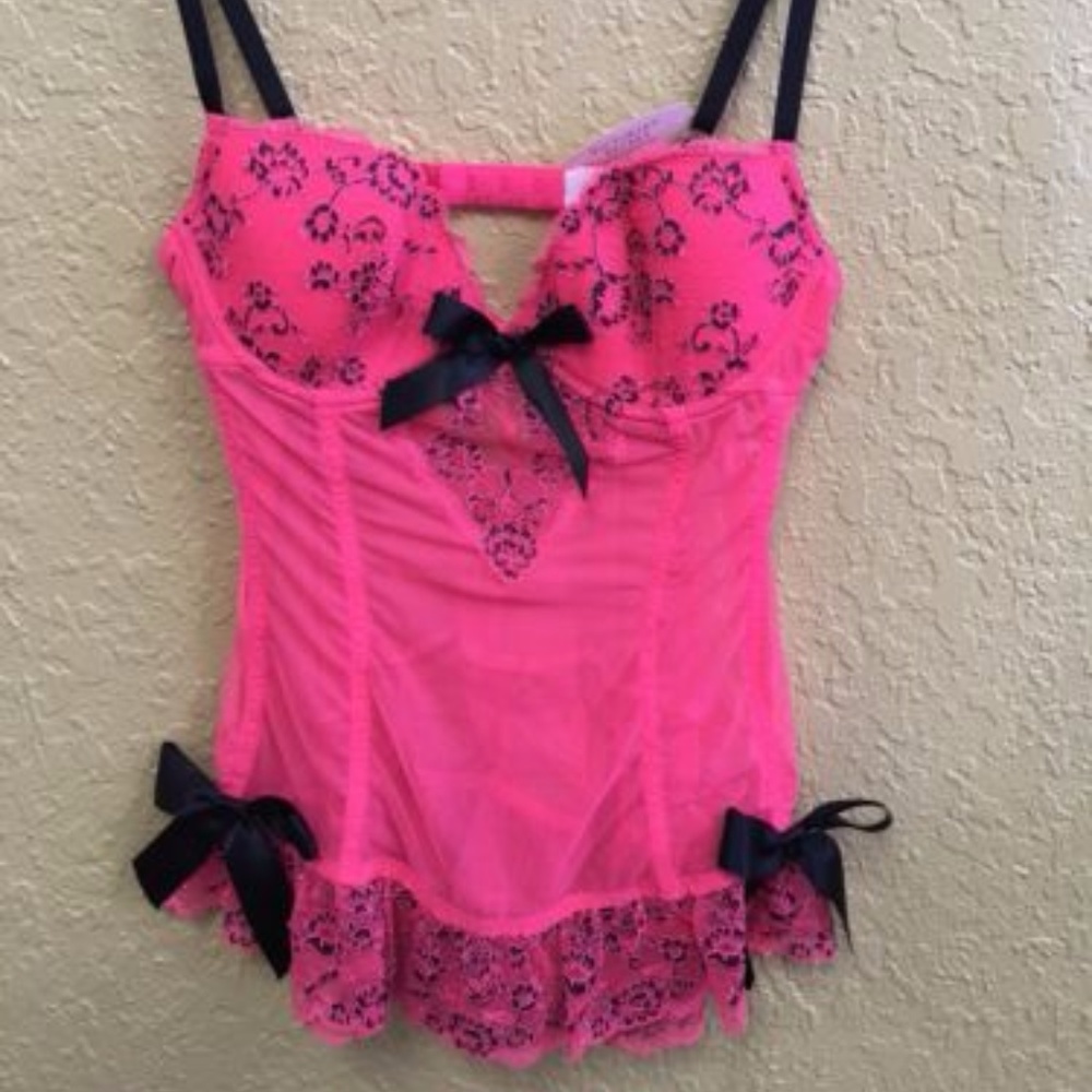 New w/ Tags! Victoria Secret sexy lingerie corset