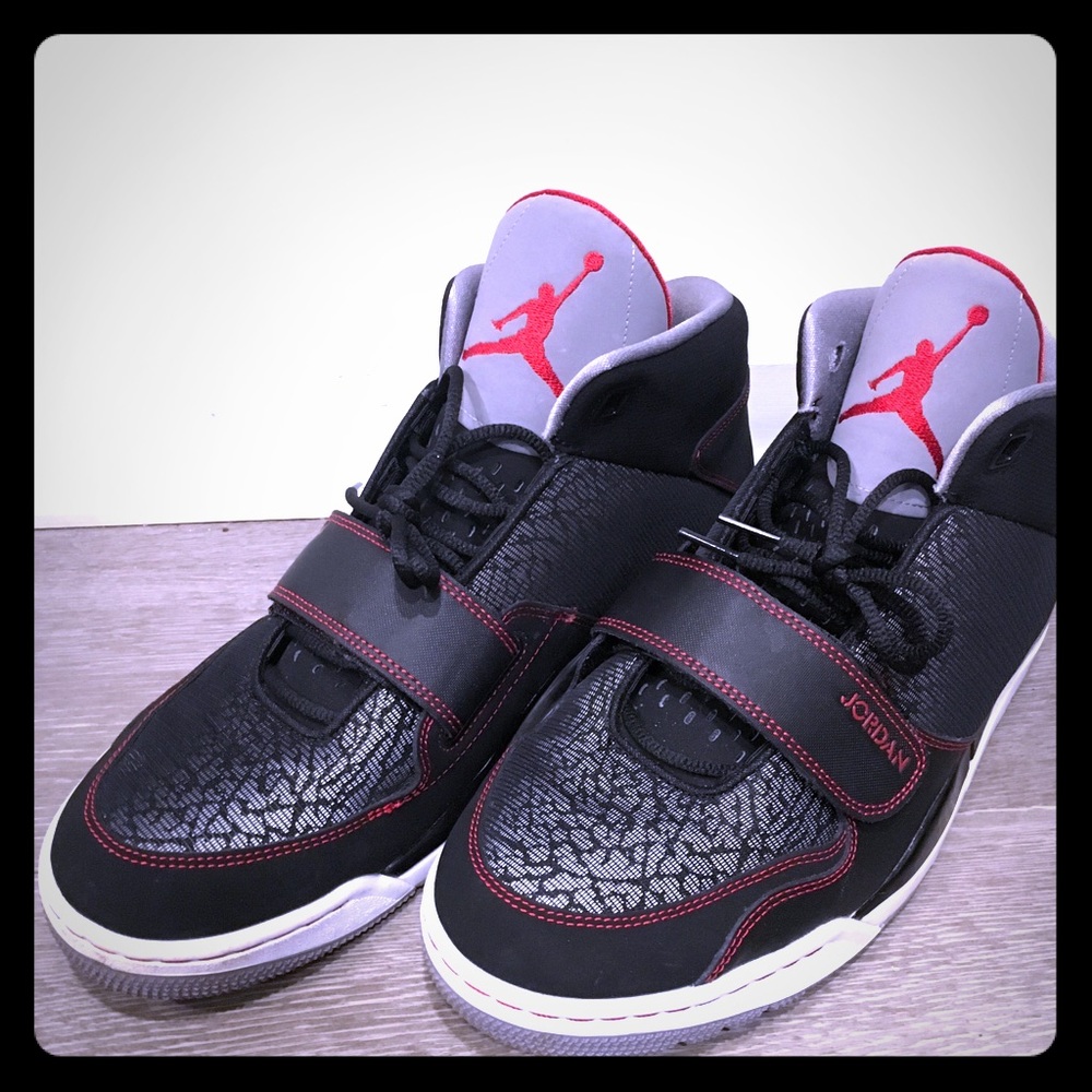 NWOT NIKE JORDAN FIGHT CLUB SNEAKERS