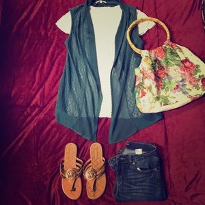 **CHARLOTTE RUSSE** Drape Knit Vest, Size M