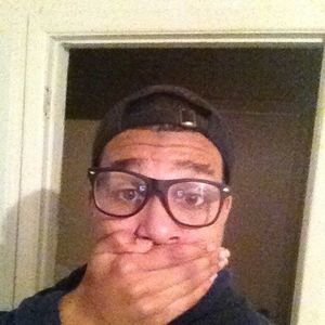 Meet your Posher, Detrick