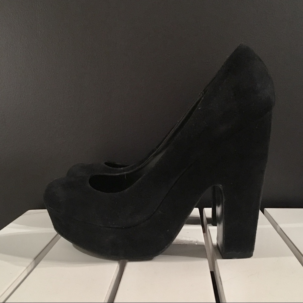 Dolce Vita Black Pumps