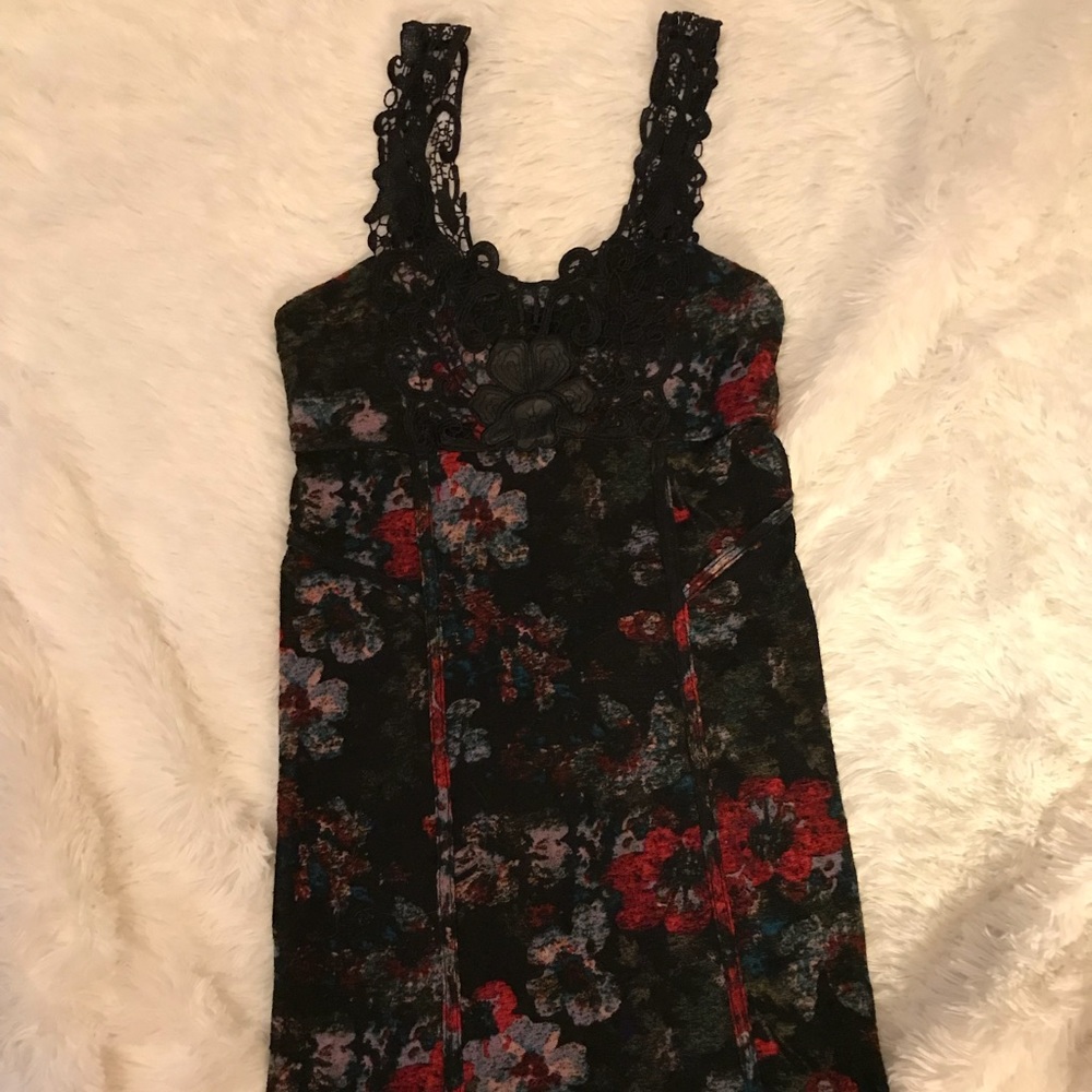 Fitted floral dress